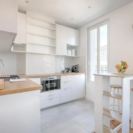 White & Wood - Pour 4 Vitry-sur-Seine
